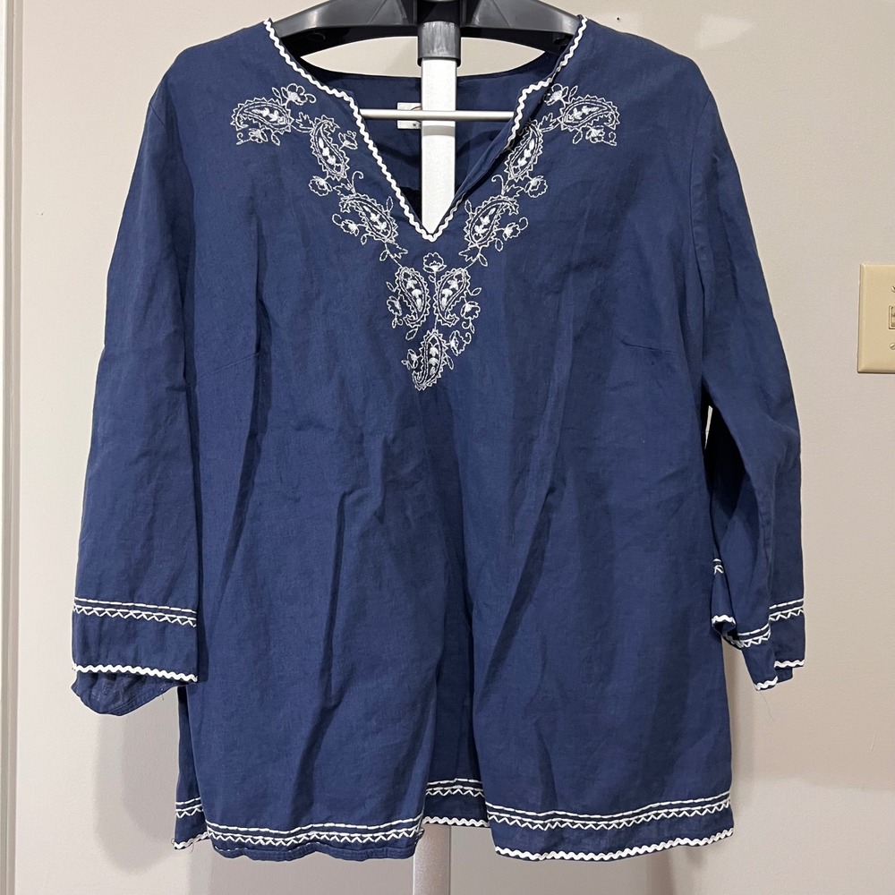 Talbots linen blend peasant tunic navy intricate white embroidery along the neck